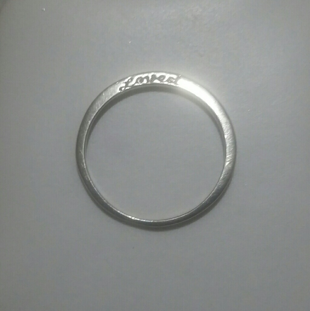 Sz 6 ~ Nora Kogan "Loved" ring in sterling silver